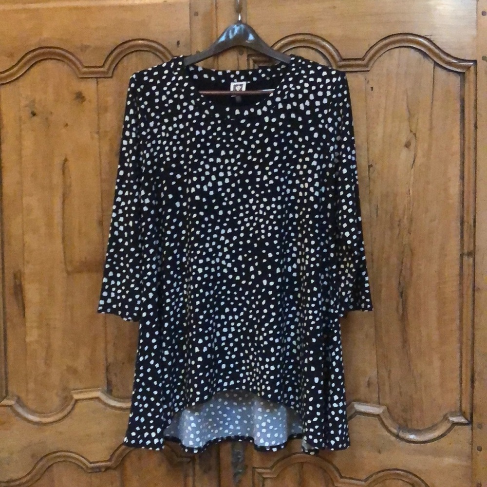 Versatile Anne Klein Tunic Top, Black with white